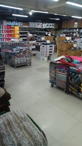 Vishal Mega Mart – Electronics interior