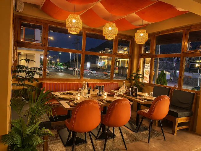 Skoryangs Café & Restaurant – Flavorful Dining with a Touch of Ladakhi Warmth