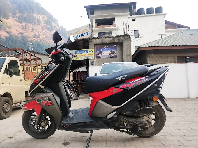 Manualaya Tour and Travel – Trusted Taxi, Tour Packages & Himalayan Travel Services interior