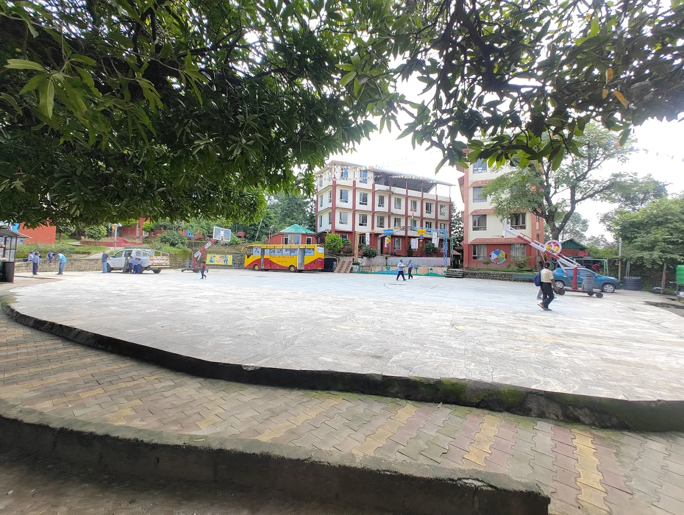 Tong-Len Charitable Trust, Dharamshala, Himachal Pradesh interior