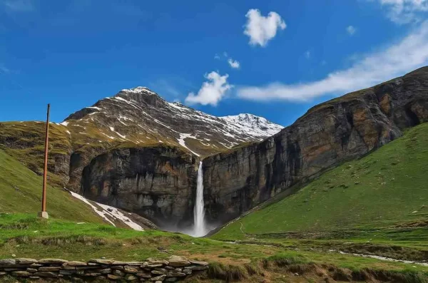 Sissu, Himachal Pradesh: A Hidden Gem in Lahaul Valley