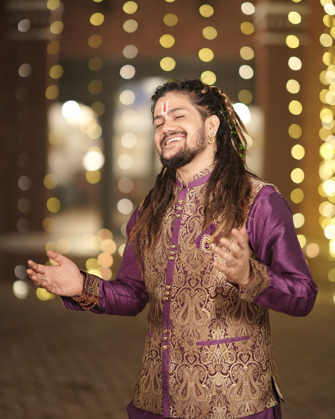 Hansraj Raghuwanshi Biography: The Inspiring Journey of the Voice of Lord Shiva interior