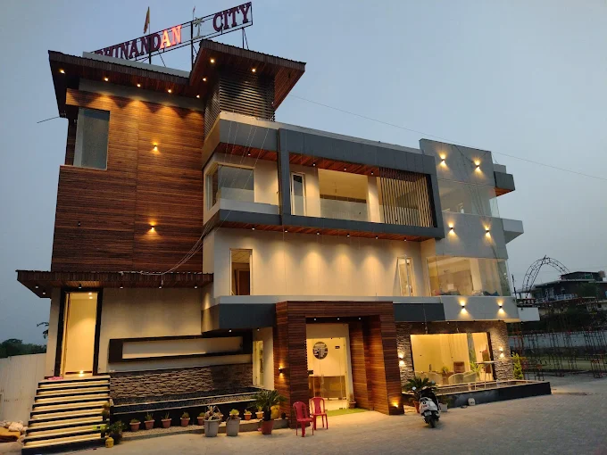 Hotel Abhinandan Jewell surroundings