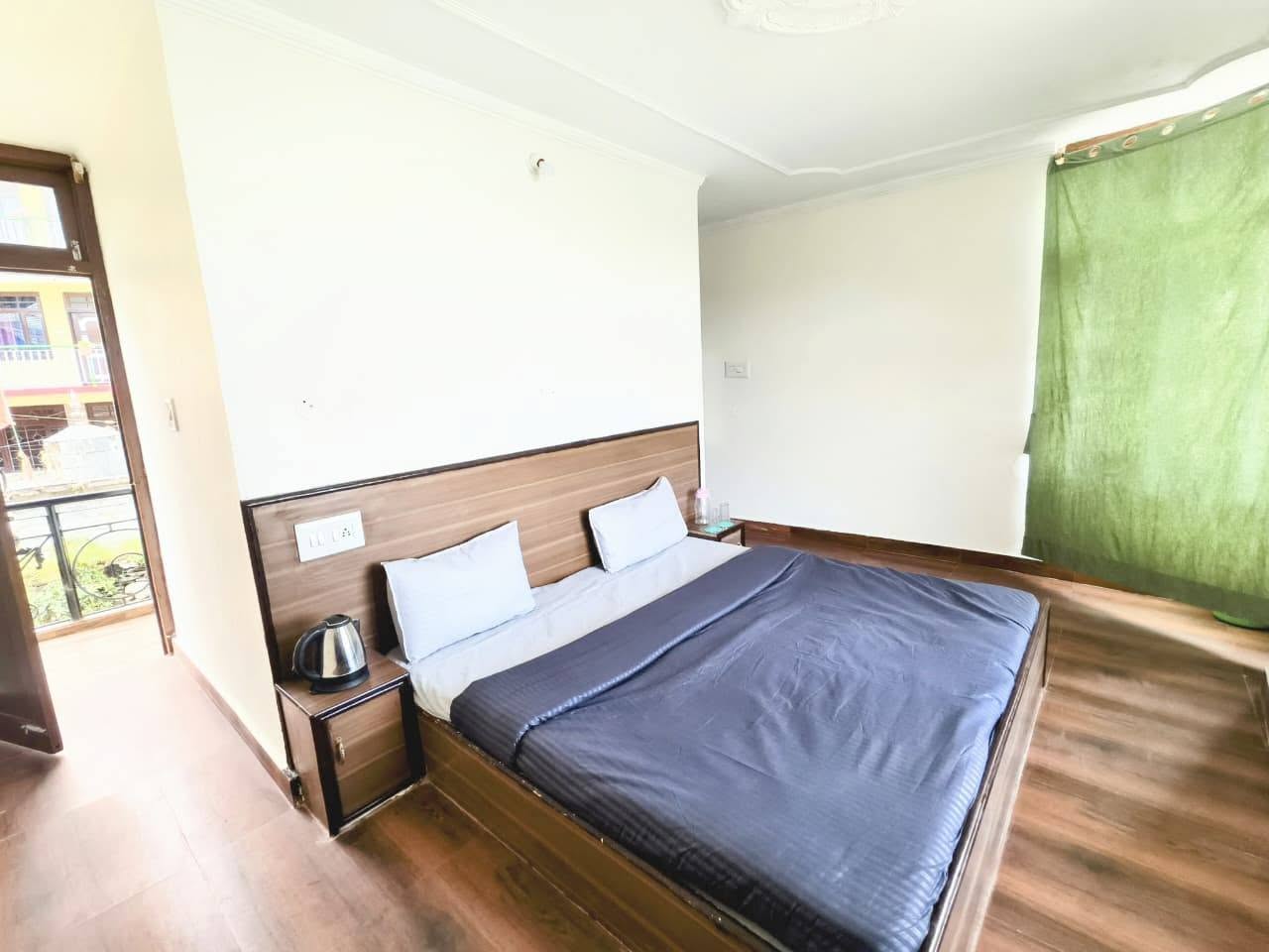 🌿 4 ROOMS AVAILABLE FOR RENT IN UPPER BHAGSU, DHARAMSHALA 🏔️ surroundings