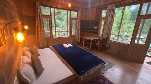 The Cozy Cabin Jibhi By ReviveInNature