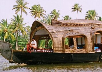 20-Best-Places-to-Visit-in-Kerala-for-Holidays