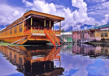 Dal Lake Kashmir Srinagar