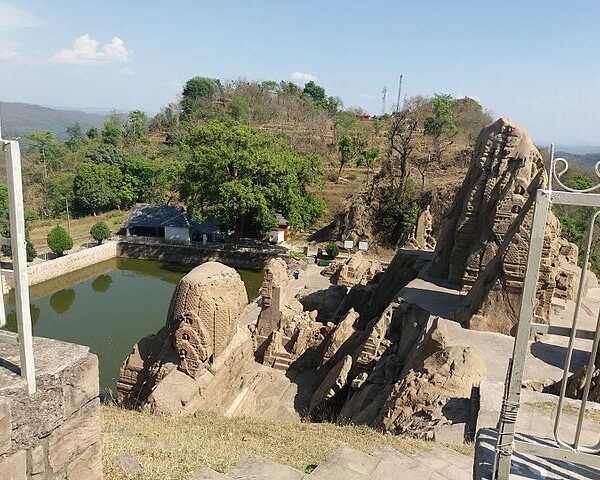 MASROOR-ROCK-CUT-Mandir