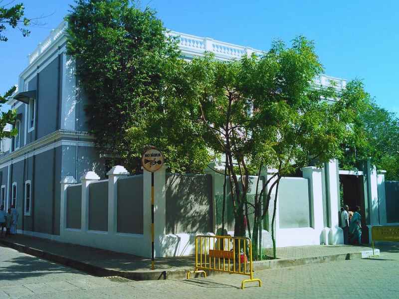  Sri Aurobindo Ashram