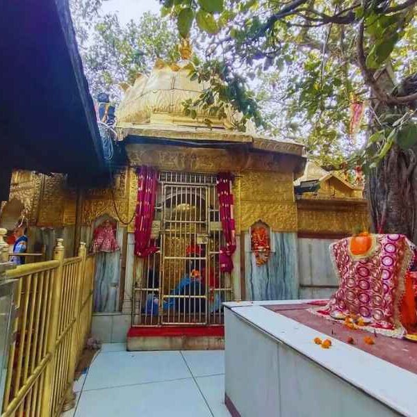 maa-Chintpurni-Temple-Himachal-Pradesh