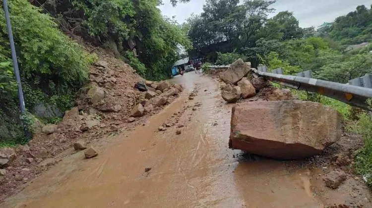 Monsoon-2025-in-Himachal-Pradesh-Do-Not-Travel