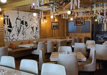 Opal-Lounge