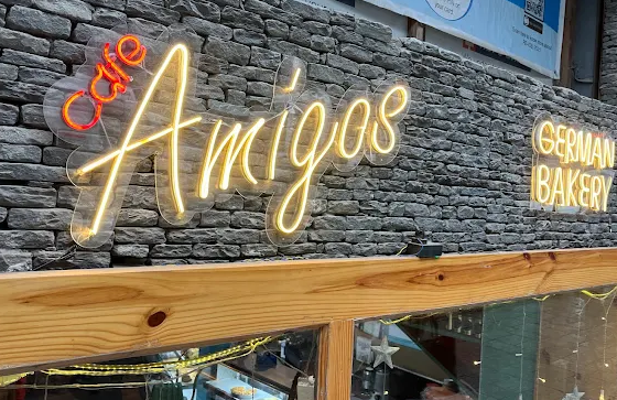 Cafe-Amigos-1