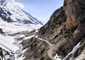 Himalayan-Adventure-1